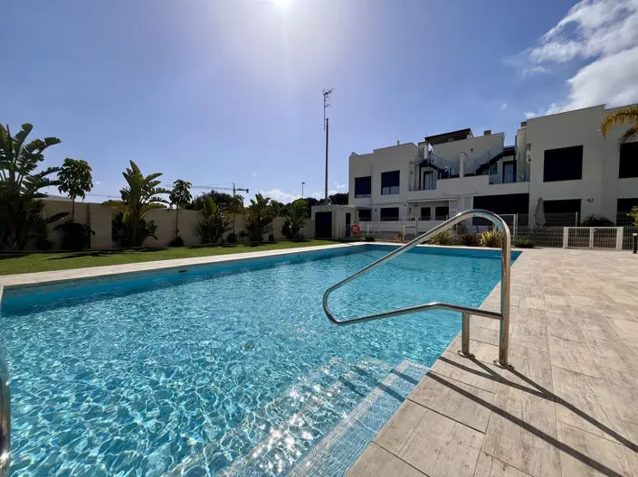 Apartamento 3 Dormitorios Santiago de la Ribera