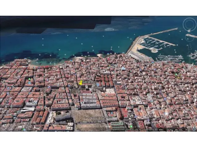 Solar Urbano en Torrevieja Centro 925m2 con Casa y Piscina