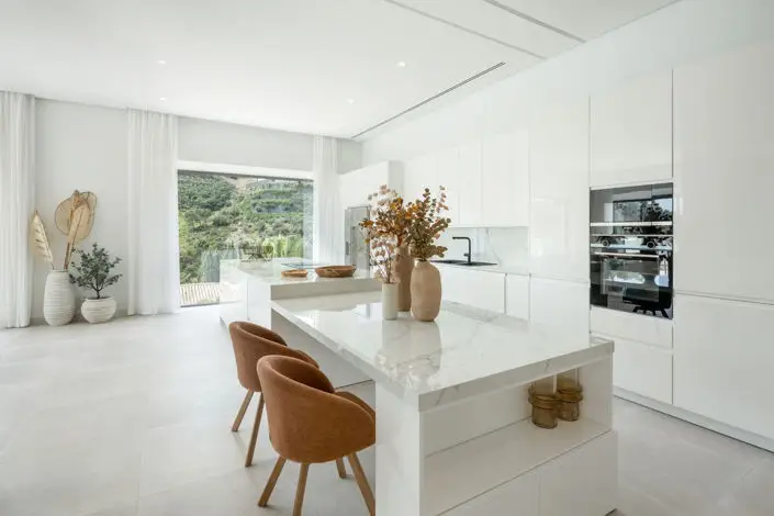 Villa de Lujo 5 Dormitorios en Venta El Madroñal Marbella