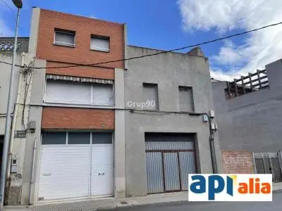 Adosada en Mollerussa para Familias