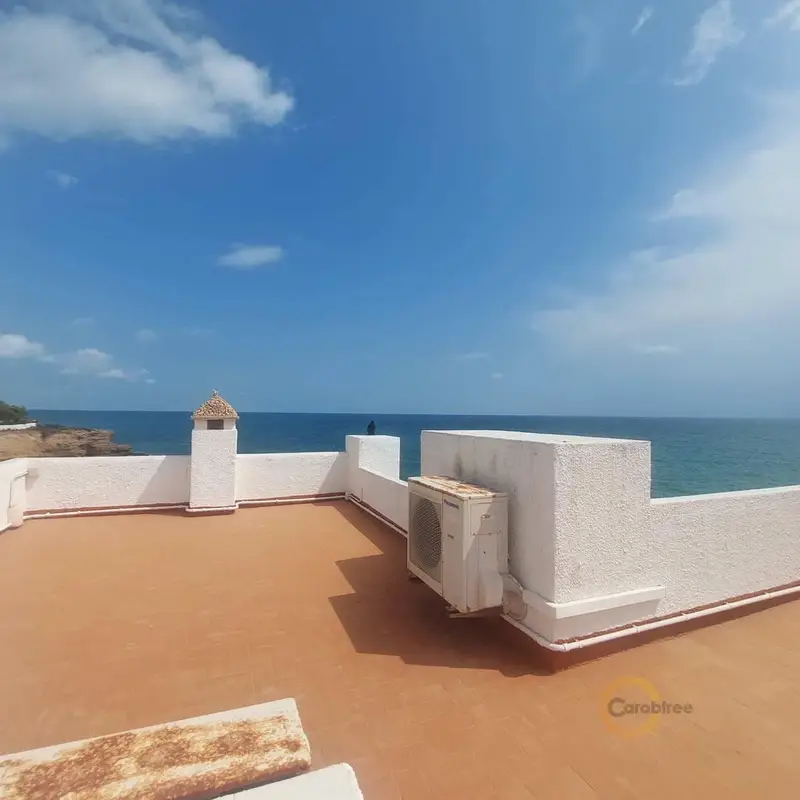 Villa de Lujo en Vinaròs con Vistas al Mar