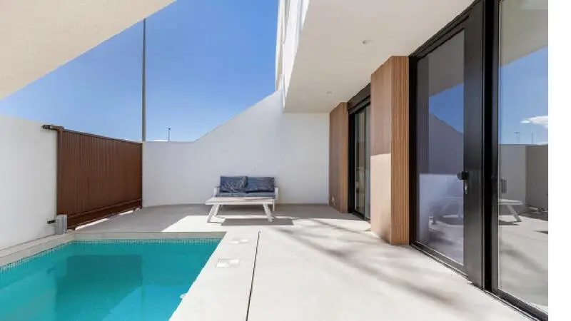 Bungalows de Lujo en Santiago de la Ribera cerca de la Playa