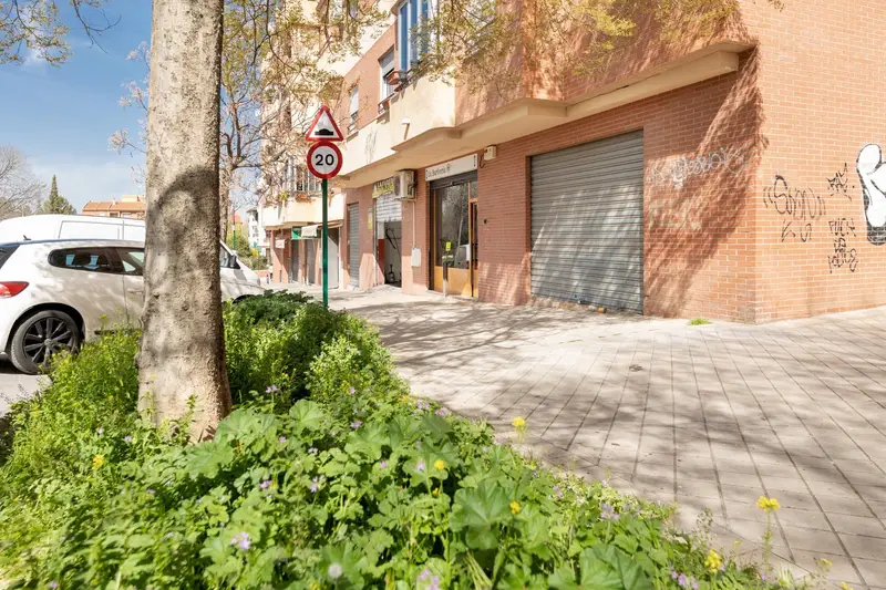 Venta Local Comercial Parque Nueva Granada Granada