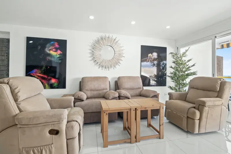 Apartamento Benidorm 2 Dormitorios Playa Levante Piscina y Tenis