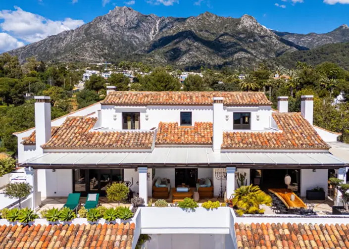 Ático de Lujo en Marbella 4 Dormitorios Vistas Panorámicas