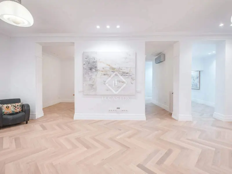 Apartamento en Venta en Chueca Madrid 3 Dormitorios 4 Banos