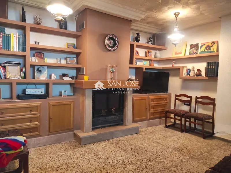 Casa en Venta Novelda Sagrado Corazón 5 Dormitorios 3 Baños