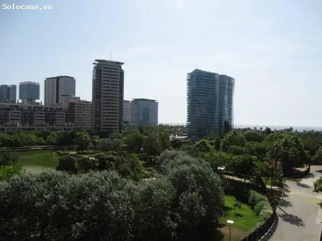 Apartamento de Lujo en Diagonal Mar con Vistas al Mar
