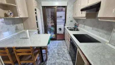 Piso en venta en Flores del Sil cerca de Calle de Cuenca