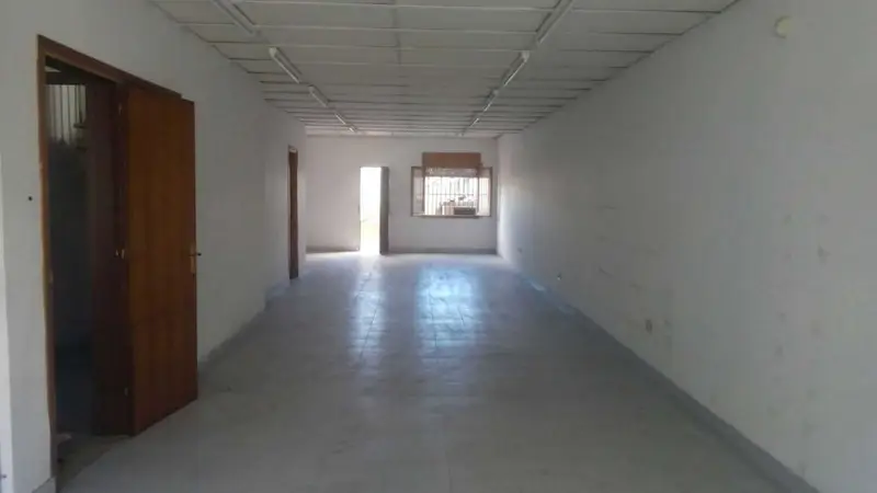 Local en Venta Terrassa 97m2 Calle Pontevedra