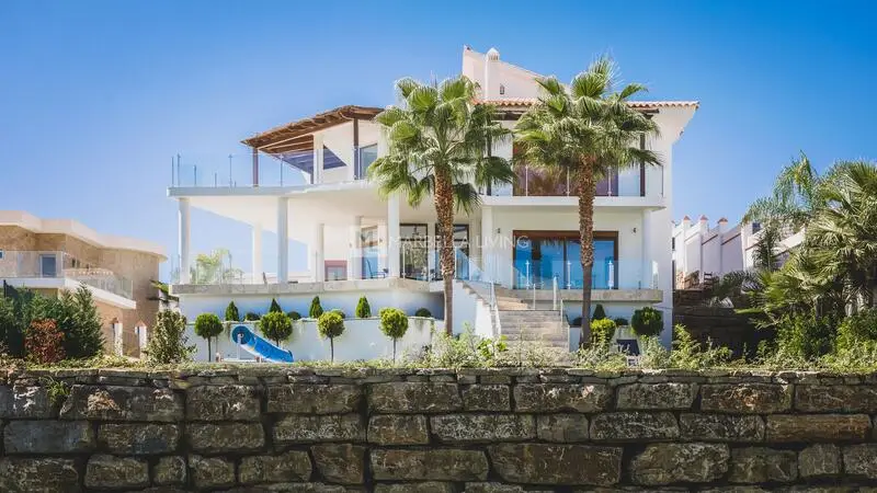 Villa de 5 Dormitorios en Venta en Benahavis