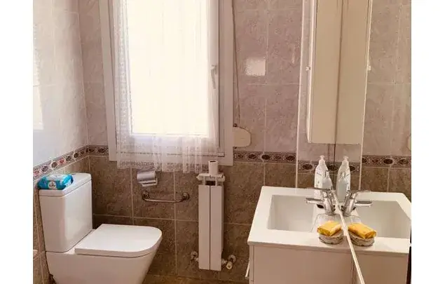 Alquiler Apartamento 4 Dormitorios 120m2 Deba
