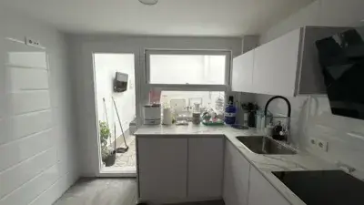 Casa Unifamiliar Reformada con Garaje y Trastero