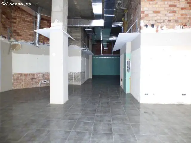 Local Comercial 451 m2 Manresa Ideal Supermercado