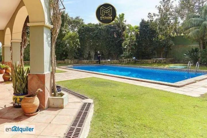 Alquiler Casa Aire Acondicionado Sotogrande 5 Dormitorios Piscina Jardin