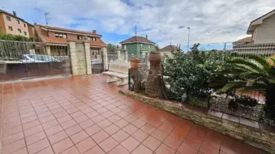 Chalet Adosado en Venta Avilés Zona Quirinal