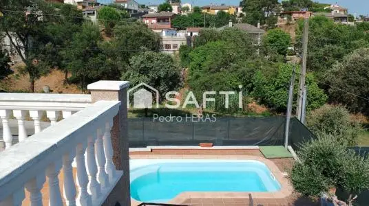 Casa Unifamiliar en Fogars de la Selva con Piscina