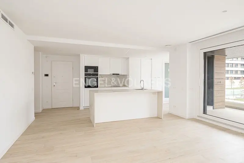 Apartamento en Alquiler La Moraleja 200m2 3 habitaciones