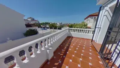 Casa adosada en La Carlota cerca de Cordoba