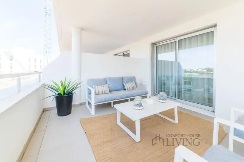 Apartamento en venta en Cancelada, Estepona, Málaga