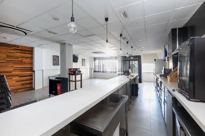 Venta Local Comercial Equipado Ogíjares Alta Rentabilidad