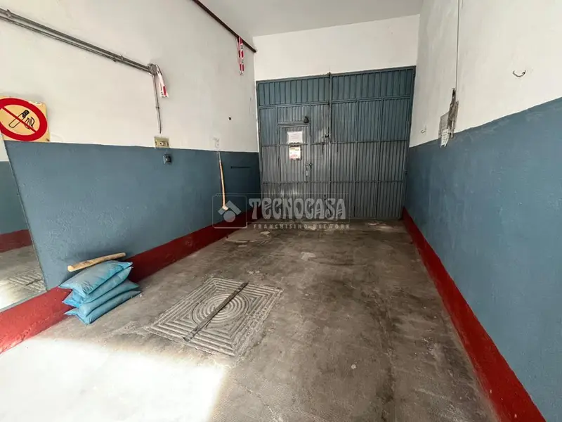 Box/plaza de garaje en venta en Latina