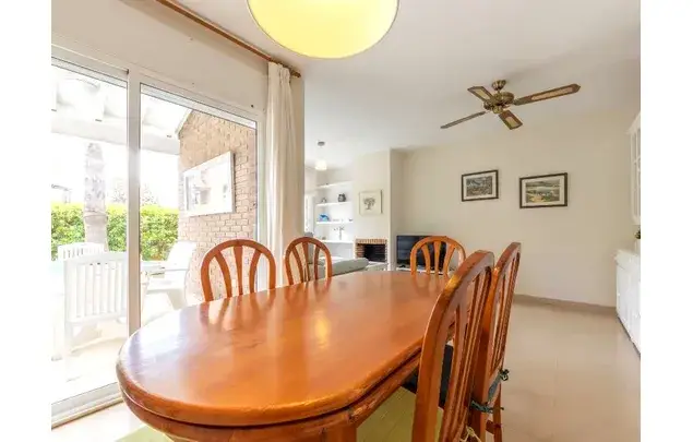 Casa 3 Dormitorios 945m2 Torredembarra Playa Piscina Privada