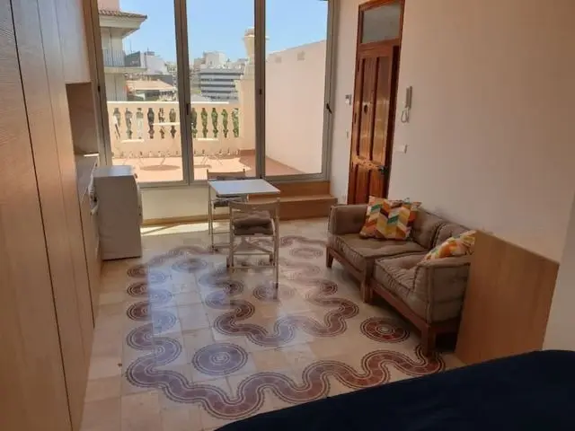 Estudio en Valencia Amueblado Cerca del Centro Historico