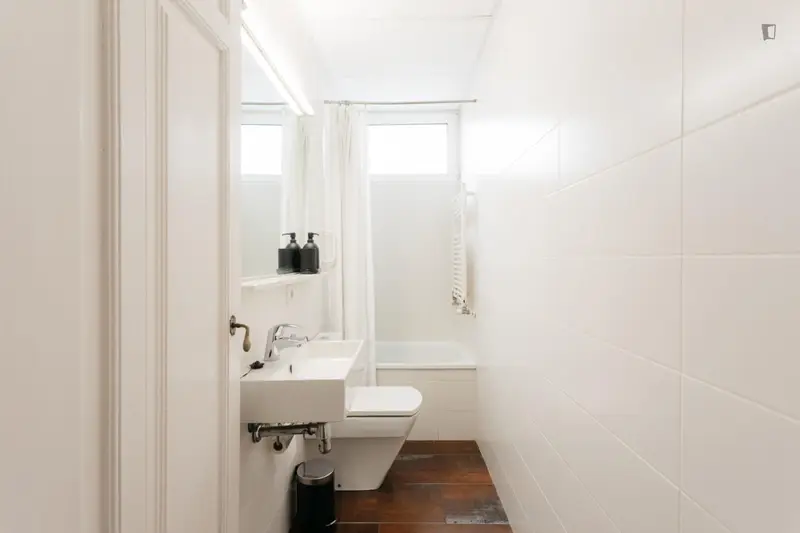 Coliving Valencia: Habitaciones Amuebladas con Facturas Incluidas