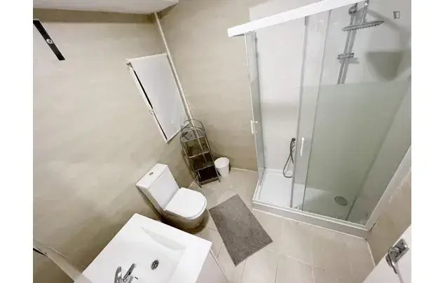 Alquiler Apartamento 3 Dormitorios Granada 3-24 Meses