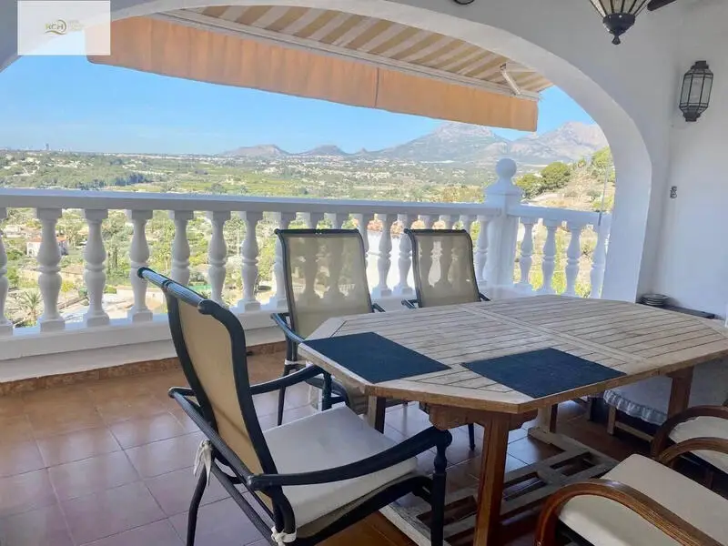 Villa de Lujo en Altea con Vistas al Mar