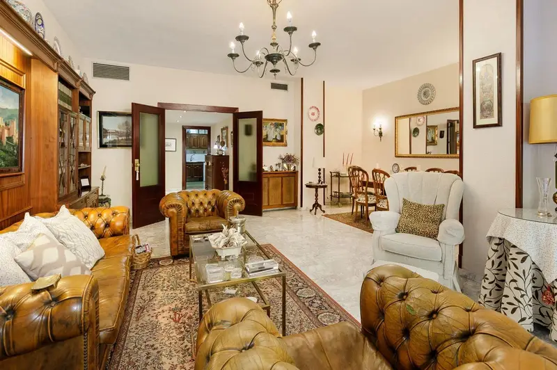 Piso en venta en Granada ciudad 194m2 5 habitaciones lujo