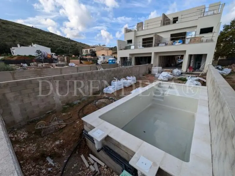 Chalet Adosado Moderno en Son Carrió Mallorca