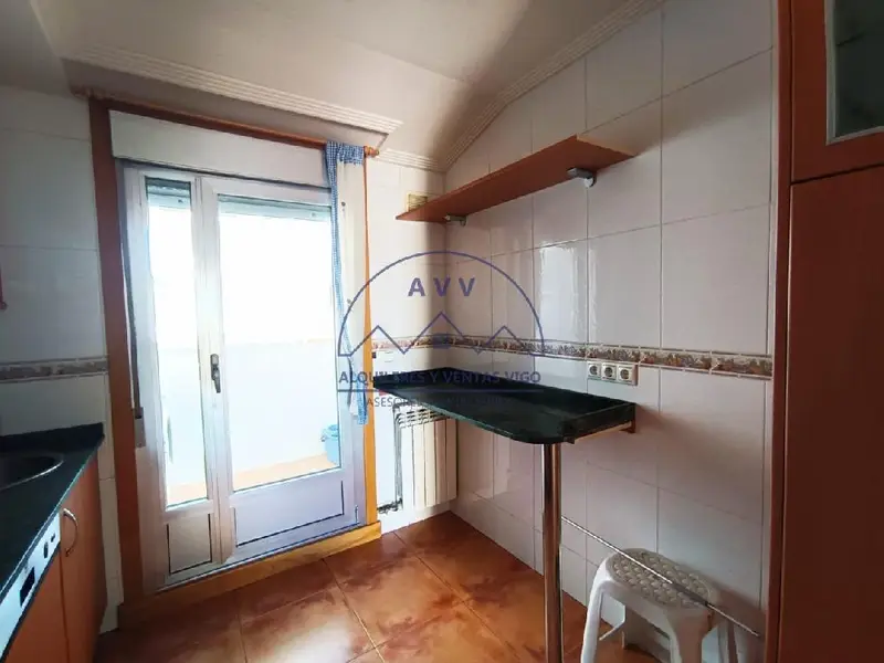 Venta Ático con Terraza y Vistas al Mar en Teis Vigo