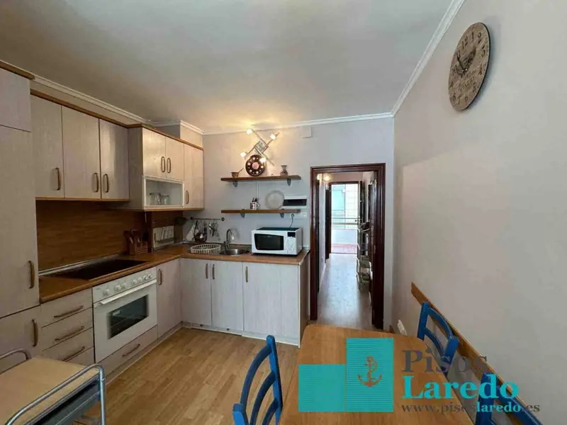Venta Piso Reformado Laredo Primera Linea Playa