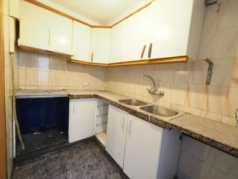 Venta Piso de 4 habitaciones en Els Merinals, Can Feu Sabadell - Ref: 02549897