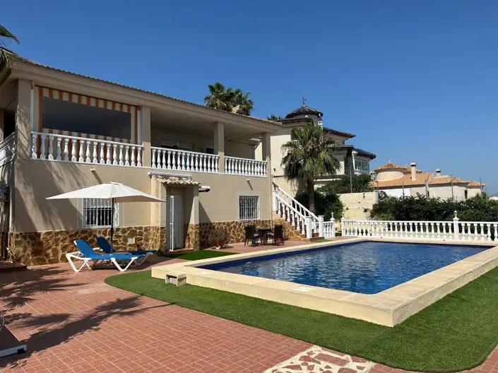 Villa en Venta Algorfa 3 Dormitorios Lomas de Juliana