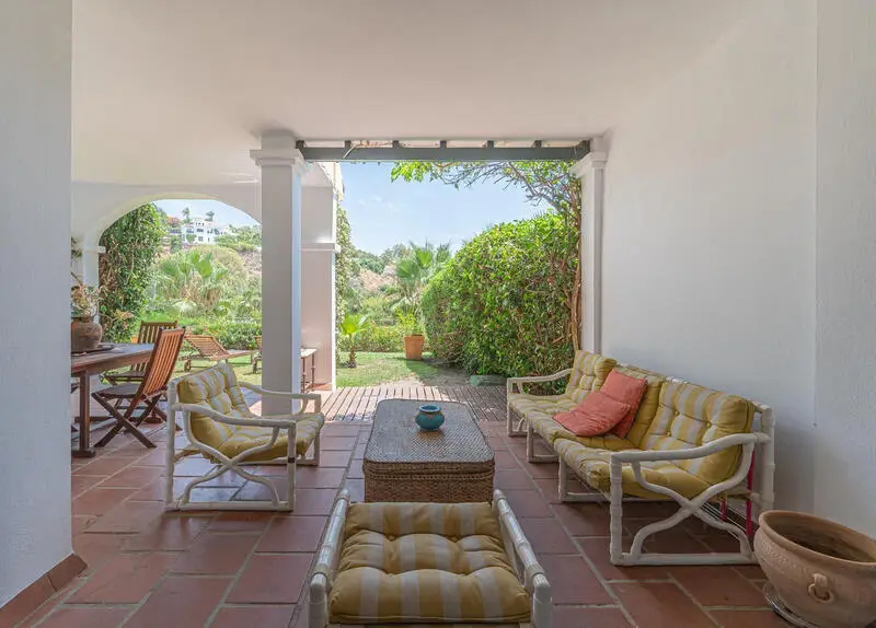 Apartamento en planta baja La Quinta 3 dormitorios Jardin privado