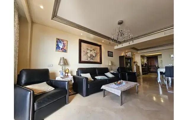 Rent 3 bedroom apartment of 170 m² in Estepona