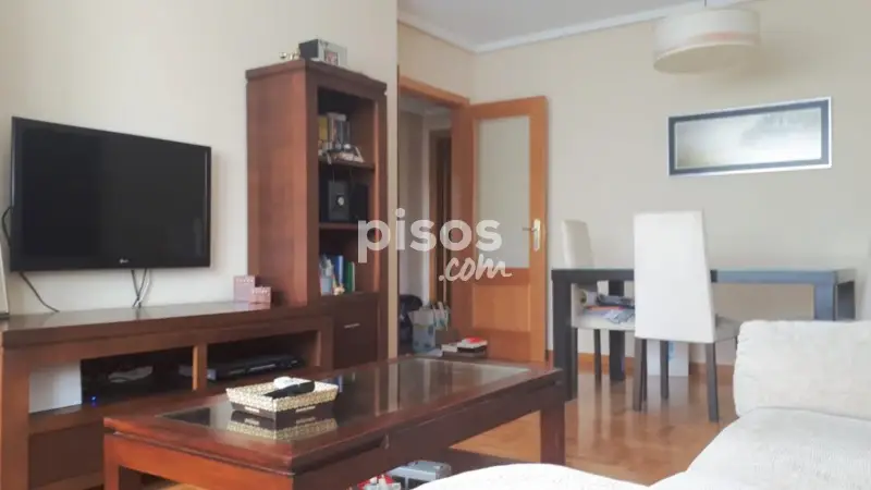 Dúplex en venta 107m2 3 dormitorios Calle Ría de Avilés
