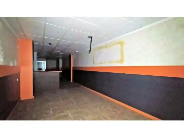 Local en Alquiler para Bar o Cafetería - Zona Paseo San Gregorio