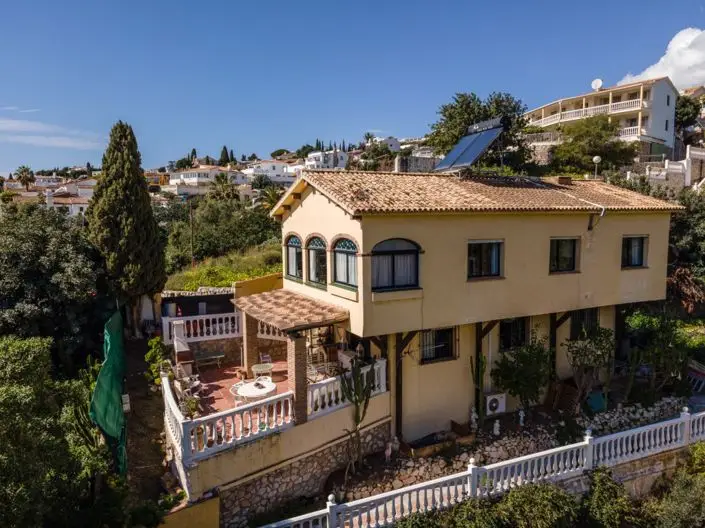 Villa de Lujo en Torreblanca Fuengirola 4 Dormitorios Piscina Privada