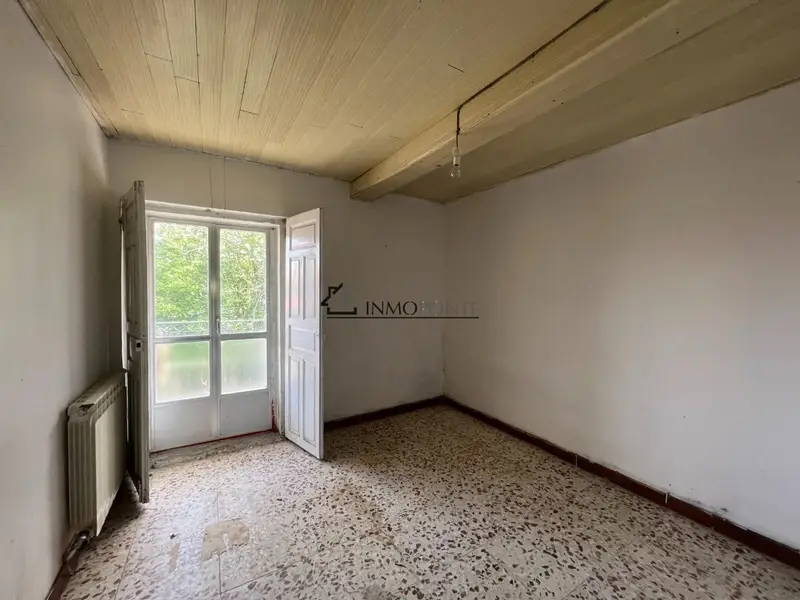 Casa Rural en Forcarei para Reformar con Terreno