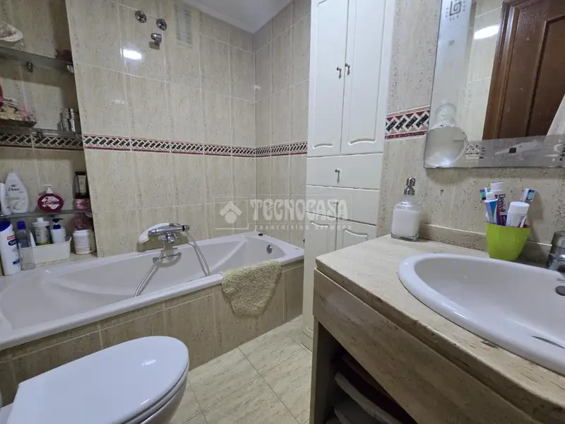 Piso en venta Torrefiel 3 dormitorios 2 baños terraza