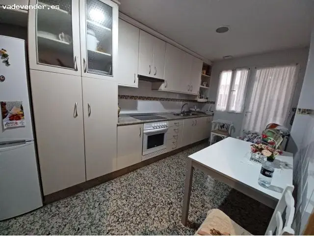 Piso en Venta en Roda La Albacete 3 Dormitorios 2 Baños Patio