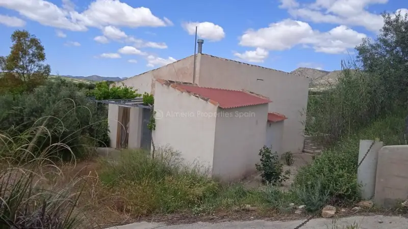 Chalet en Venta Oria Almeria 2 Dormitorios 3800m2