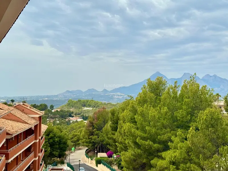 Apartamento en Altea la Vella con Terraza y Piscina