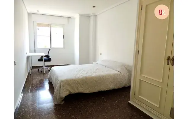 Habitaci
ón 115m
² Castelló de la Plana Alquiler Medio Largo Plazo