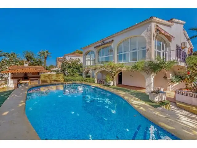 Chalet en Venta Las Rotas Denia