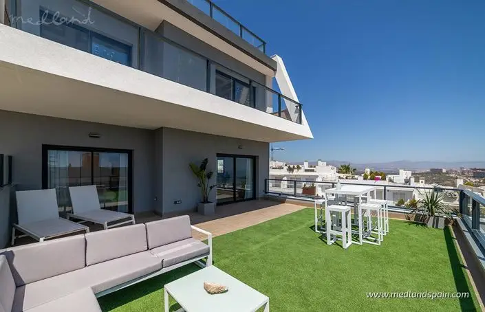 Apartamentos en Gran Alacant con Vistas al Mar